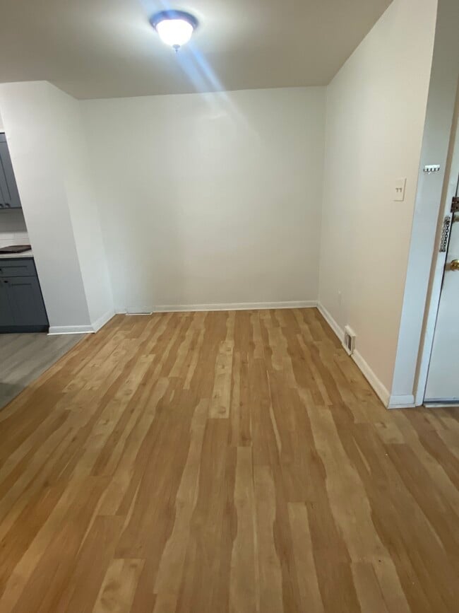 Photo - 2638 Daphne Rd Unit 1