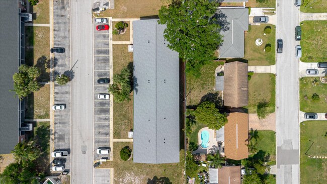 Photo - 2348 Shelley St Unidad 12