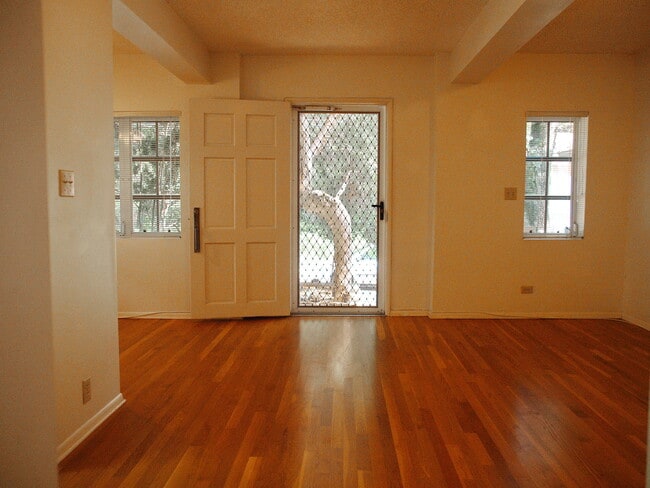 Photo - 2640 Ipulei Pl Unit DN