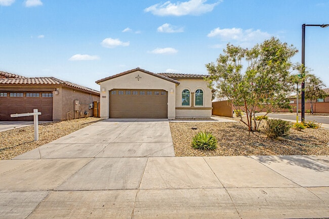 Photo - 19357 W Highland Ave