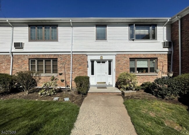 Photo - 7D Troy Dr Unit B