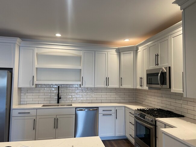 Photo - Pinnacle on Meridian