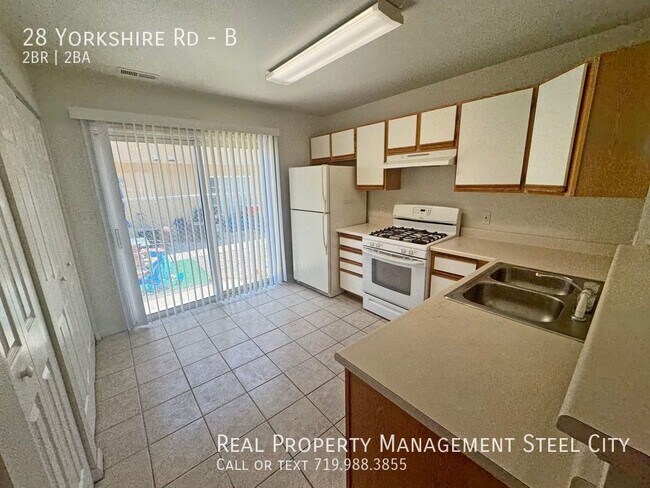 Photo - 28 Yorkshire Rd Unit B