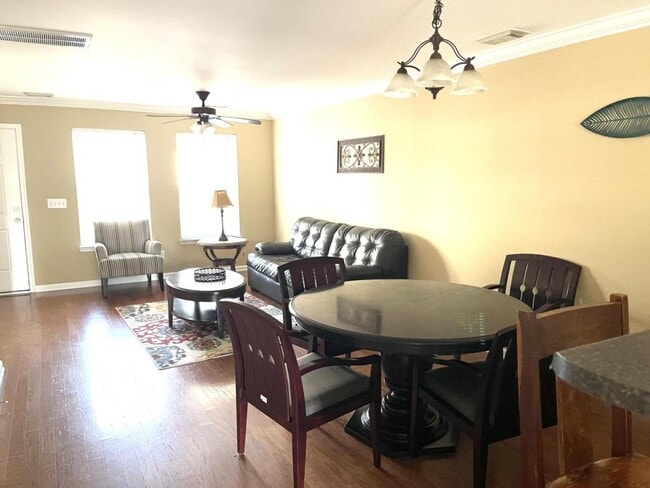 Building Photo - 1382 Rural Hill Rd