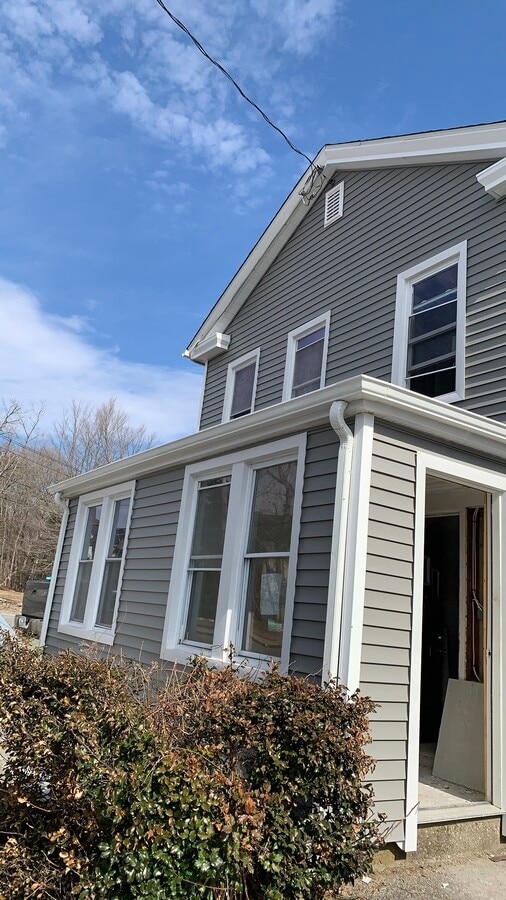 Photo - 12 Crystal St