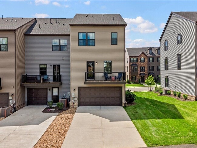 Photo - 14018 Millpointe Rd