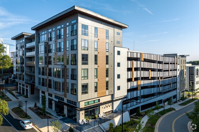 Solis Midtown - Solis Midtown