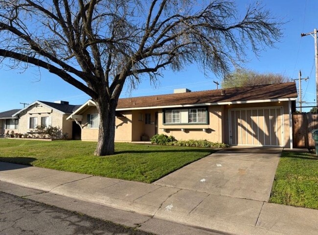 Building Photo - Ready to Move? Pet Friendly