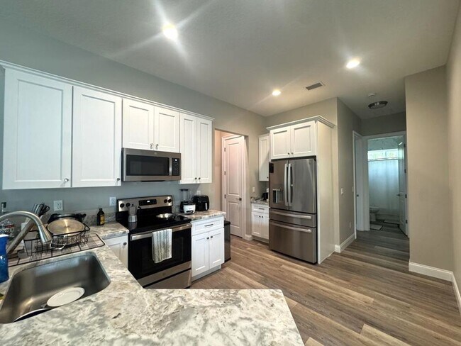 Photo - 4 Bedroom in Tomoka View