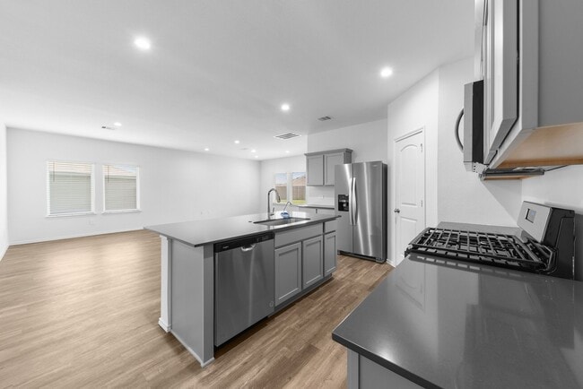 Photo - 16727 Hemlock Frst Ln