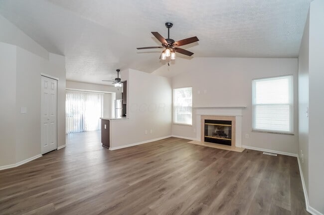 Photo - 1087 Lavender Ln
