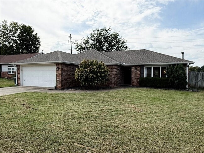 Photo - 1431 N Genoa Ave