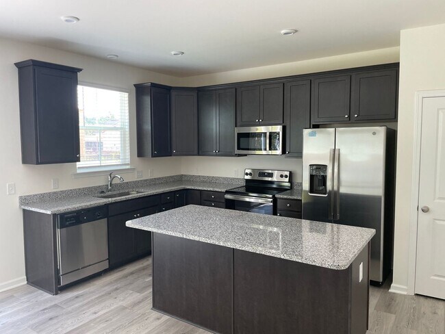 Photo - ~APPLICATION PENDING!~ THE COMMONS AT RICH...