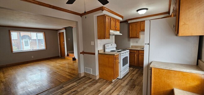 Photo - Spacious Townhome in Dayton’s Belmont Area...