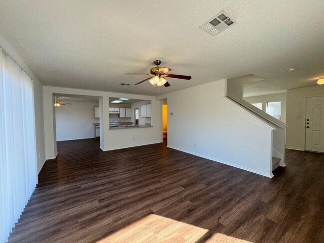 Photo - 2013 Rim Rock Dr