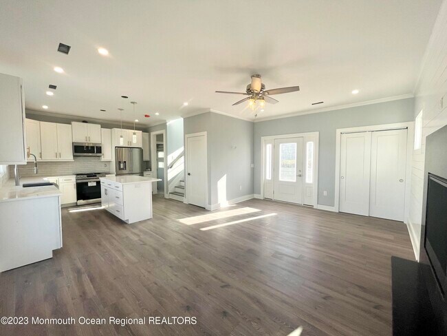 150 Navesink Ave