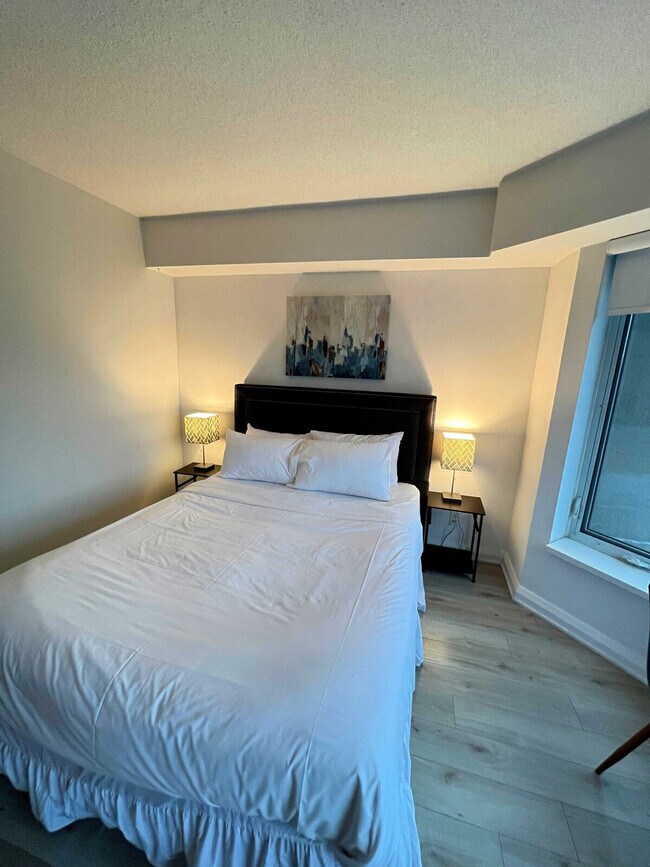 Photo - 116 Yorkville Ave Unité SI ID1494686P