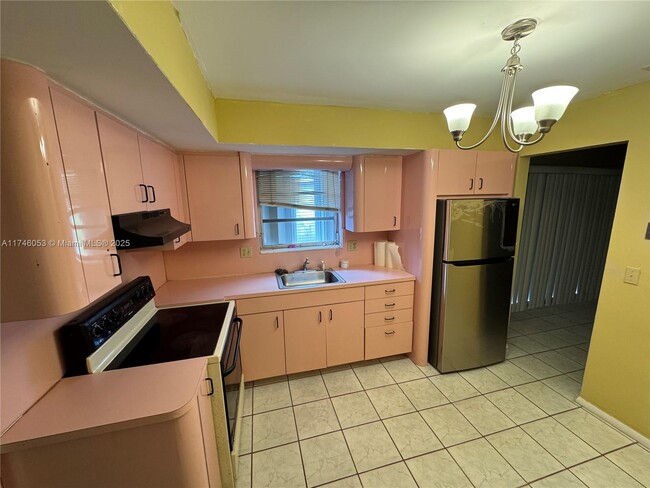 Photo - 1108 NE 2nd Ct Apartment Unit 1108