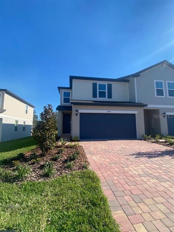 Photo - 2053 Milkweed St