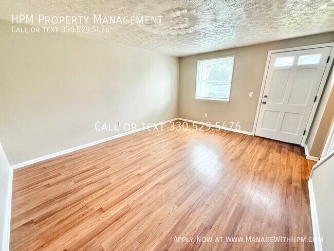 Photo - 5881 Portage St NW
