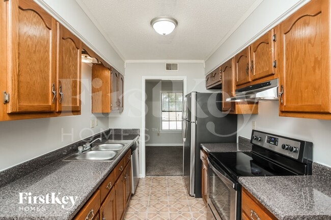 Photo - 4834 Walden Glen St