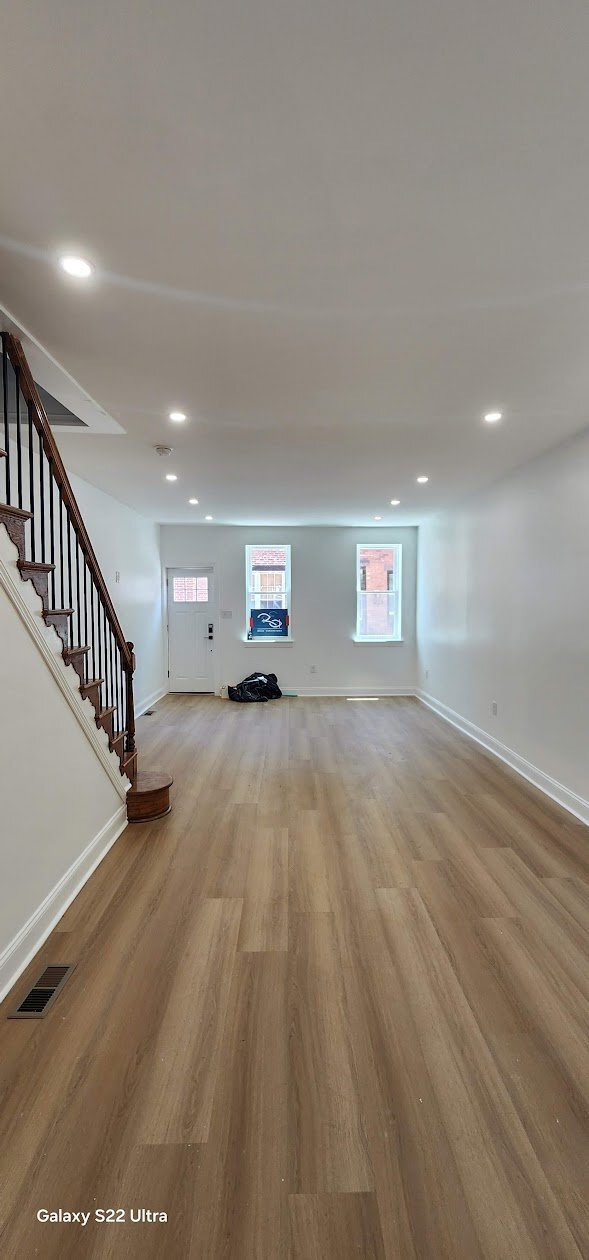 Photo - 3124 Livingston St