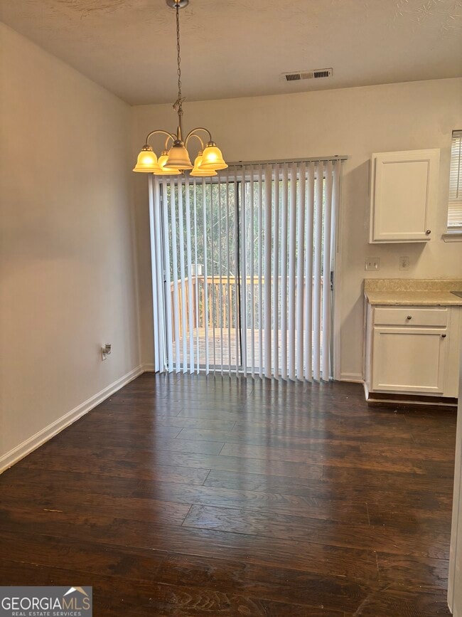 Photo - 3859 Shenfield Dr