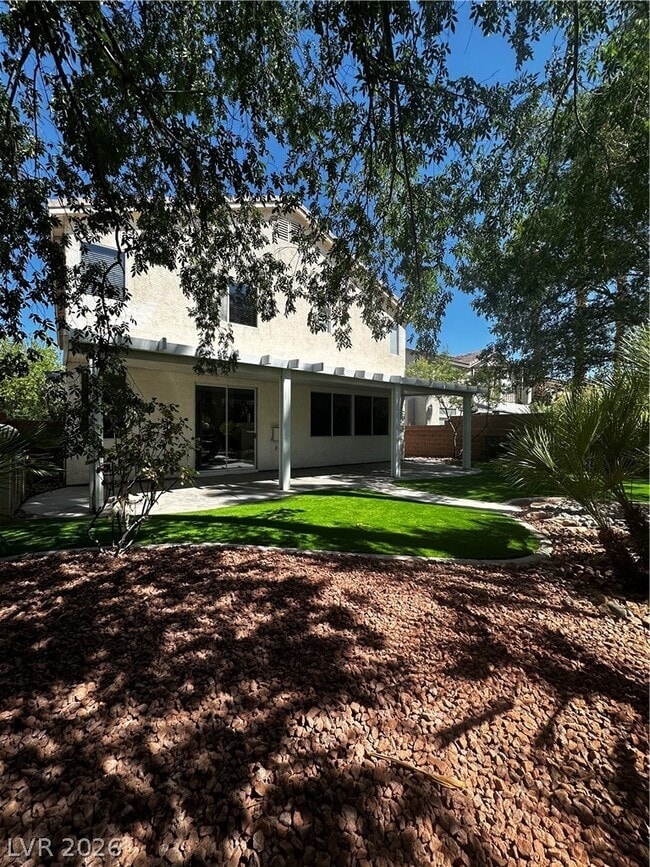 Photo - 2569 Williamsburg St