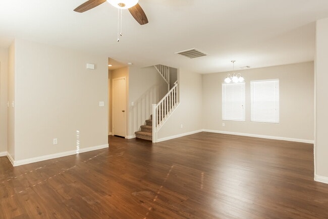 Photo - 3958 Russet Plains St