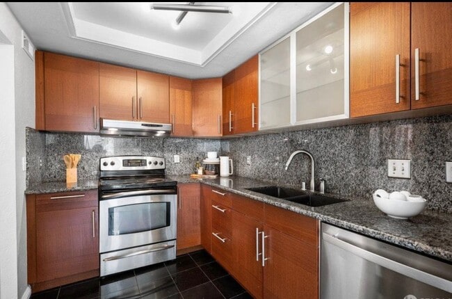 Photo - 582 Chestnut St Unidad 582 Chestnut Furnished