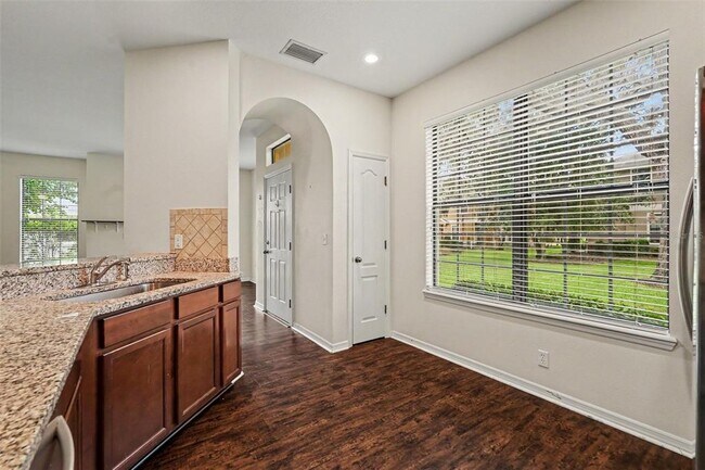 Photo - 5520 Kinglethill Dr