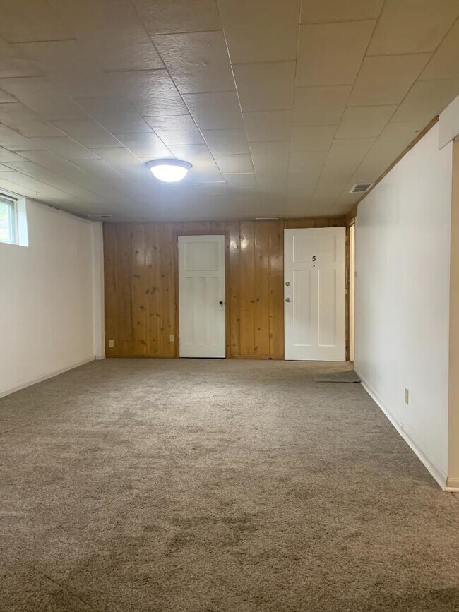 Photo - 209 SW Cherry St