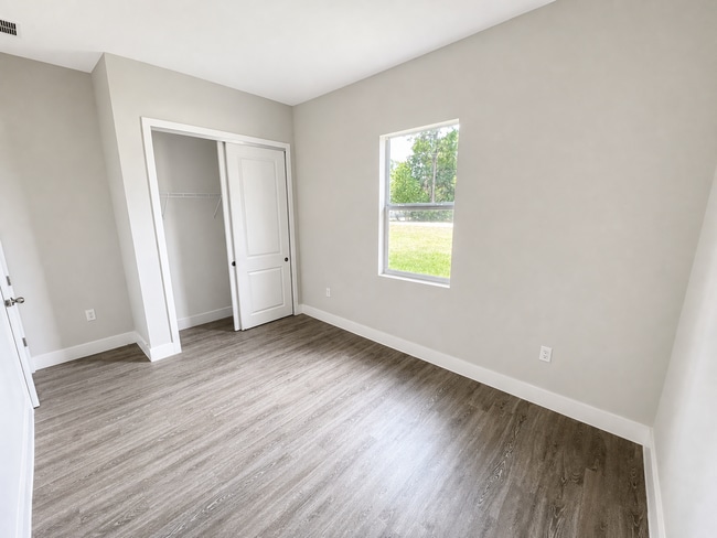 Photo - 605 Jasmine St Unidad Shady Oaks