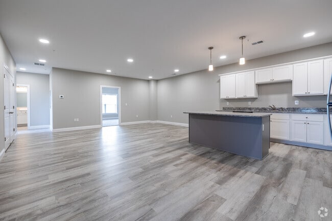 2BR, 2BA - 1,250SF - Kitchen/Dining Room