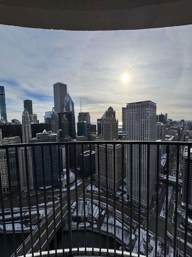 Photo - 300 N State St Unit 5032