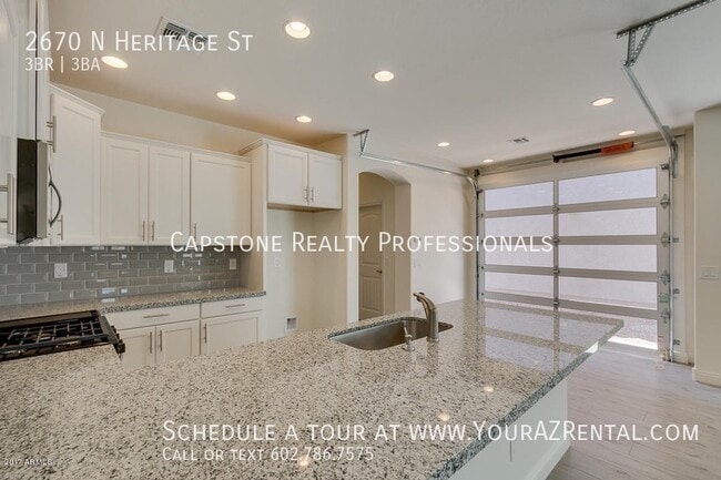 Photo - 2670 N Heritage St