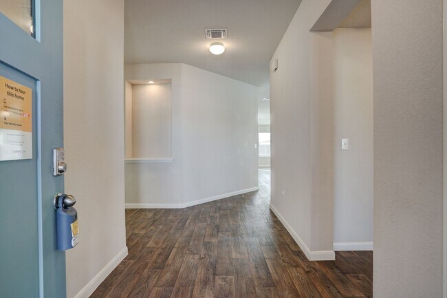 Photo - Charming 4/BR 2/BA One-Level Home with Spa...