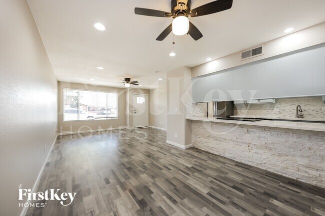 Photo - 7208 W Montebello Ave