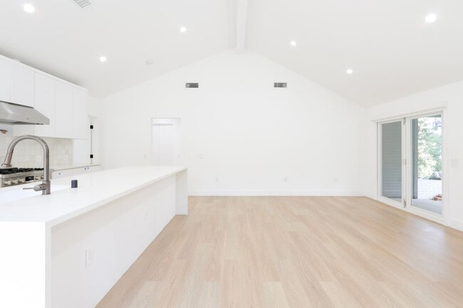 1307 Maltman Ave