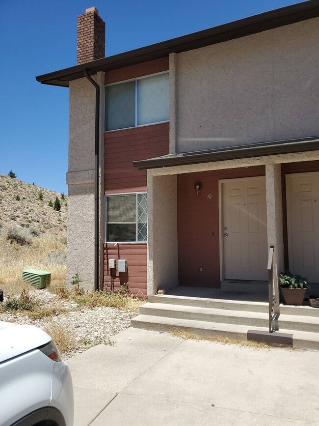 Building Photo - Two-Bedroom Condo Unit 10
