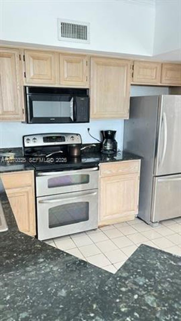 Building Photo - 1280 S Alhambra Cir