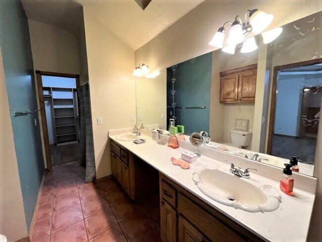 Photo - 8104 Eagle Cir