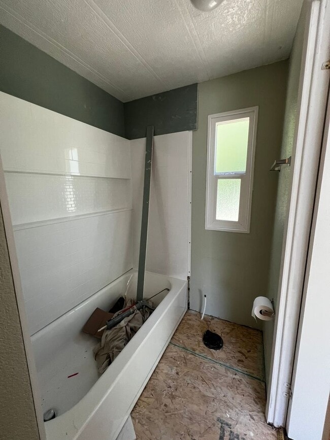 Photo - Remodeled 3BD 2BA in Ferndale!