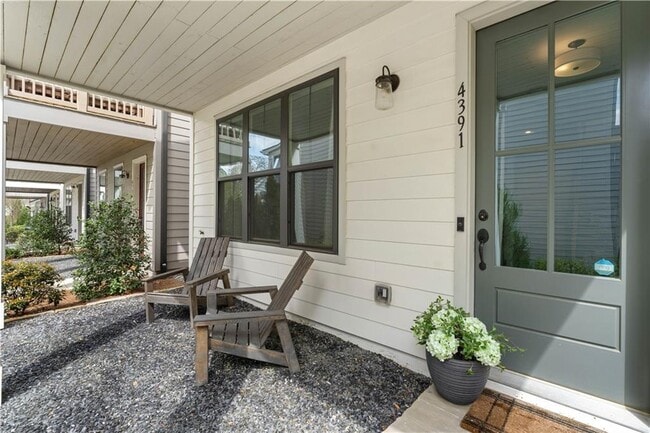 Photo - 4391 Gillon Cir SE