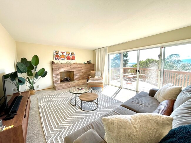 Photo - 2265 Carquinez Ave