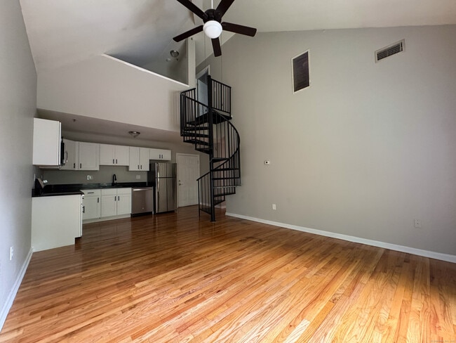 Photo - 670 Boston Post Rd Apartment Unit 01