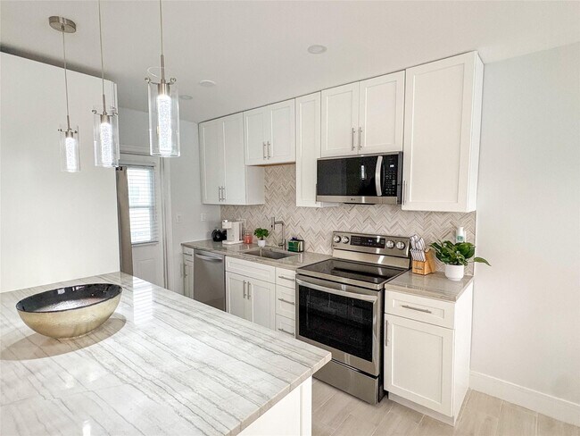 Photo - 4541 N Ocean Dr Unit 8