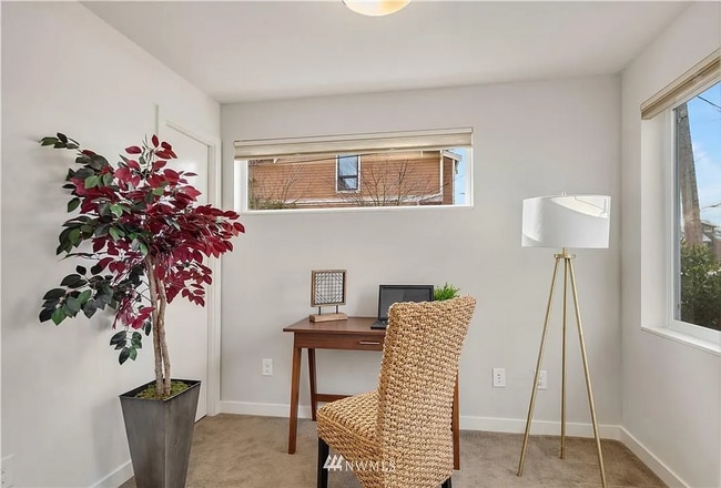 Photo - 4214 Linden Ave N