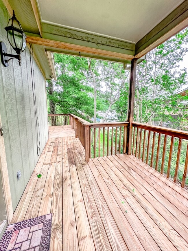 Photo - 652 Humphries Cove Rd