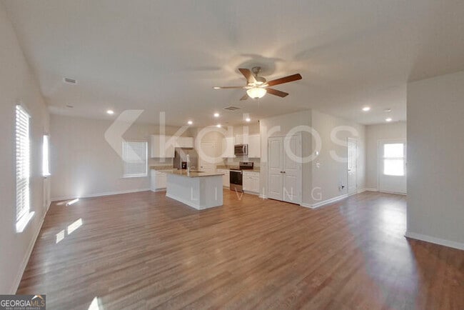 3564 Bridgewood Dr